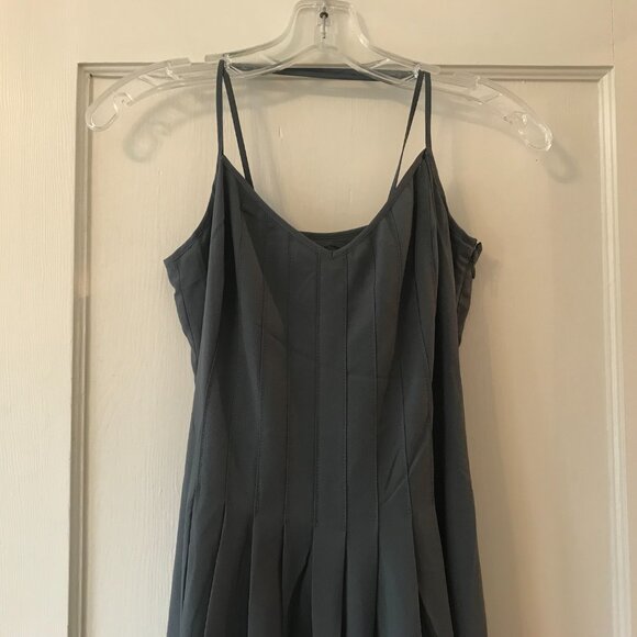 Banana Republic | Gray Pintuck Dress - Picture 4 of 11